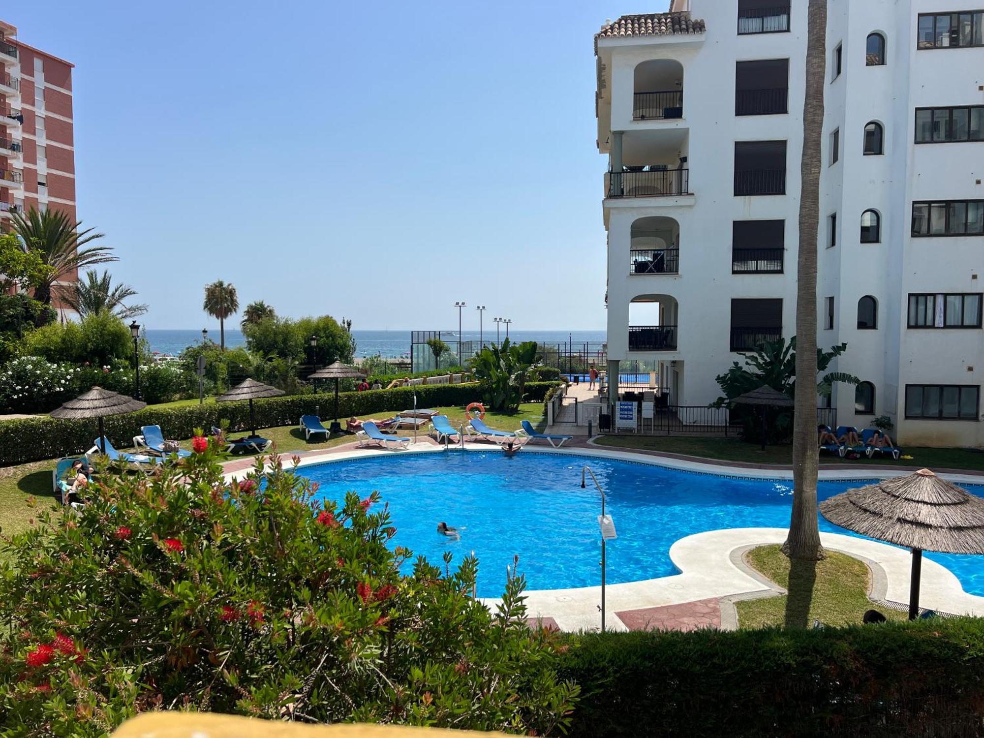 דירות מנילבה Puerto De La Duquesa מראה חיצוני תמונה