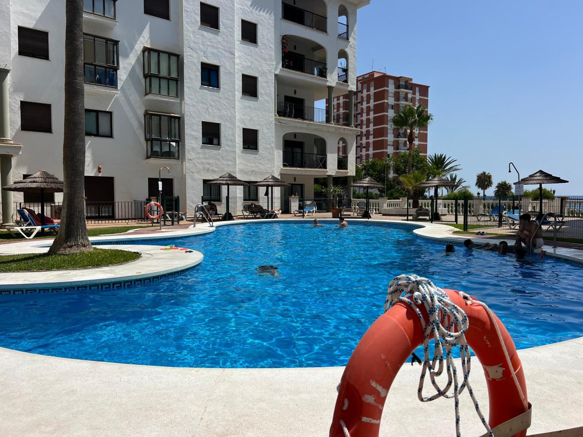 דירות מנילבה Puerto De La Duquesa מראה חיצוני תמונה