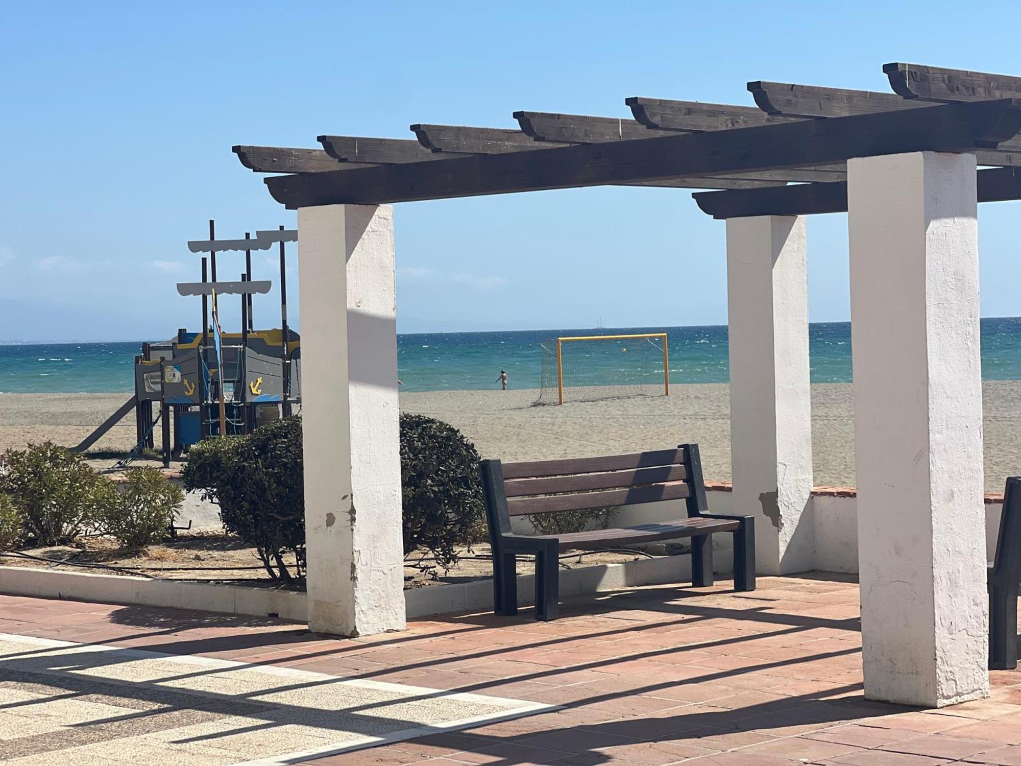 דירות מנילבה Puerto De La Duquesa מראה חיצוני תמונה